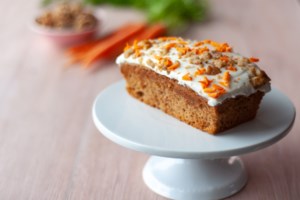 Φανταστικό και αφράτο κέικ μήλου με γιαούρτι, χωρίς ζάχαρη - εικόνα 2