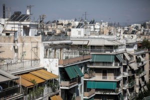 Πιστώνονται σήμερα στους λογαριασμούς αποζημιώσεις 80 εκατ. ευρώ για τα κουρεμένα ενοίκια του Ιανουαρίου