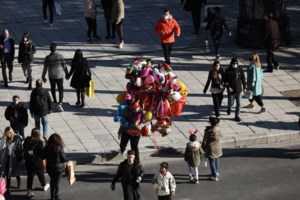 "Καμπανάκι" από ΠΟΥ: Λιγότερο επικίνδυνη αλλά όχι ήπια η μετάλλαξη Όμικρον