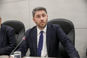 Ανδρουλάκης: Εγκληματίας και δολοφόνος όποιος κλειδώνει γυναίκες και παιδιά στα αμπάρια σαπιοκάραβων - εικόνα 2