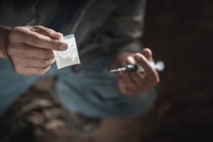 Τα δύο αδέρφια από τη Νέα Σμύρνη ήταν στην παρέα της 16χρονης που πέθανε από κοκτέιλ ναρκωτικών στον Βύρωνα - εικόνα 2