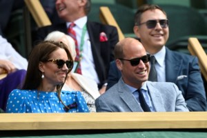 Η Καμίλα γιόρτασε τα 75α γενέθλιά της – Η τεράστια τούρτα-έκπληξη και οι ευχές που δέχτηκε [εικόνες] - εικόνα 2