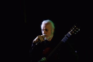 Νότης Μαυρουδής: Τι έδειξε η ιατροδικαστική έκθεση, πού οφείλεται ο θάνατός του - Είχε πέσει και στο παρελθόν