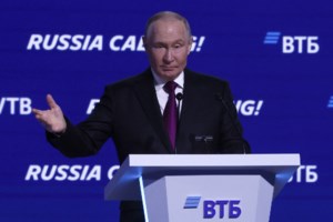 Προειδοποίηση Ρούτε: "Αντιμετωπίζουμε πραγματικούς κινδύνους - Η Ρωσία προετοιμάζεται για σύγκρουση"