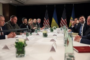 Ανάλυση BBC - CNN: Ο Βανς ετοίμαζε καιρό το 20λεπτο παραλήρημα - Μιλούσε στην Ευρώπη αλλά απευθυνόταν στον Πούτιν - εικόνα 4