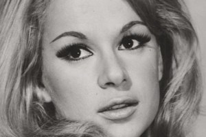 "Θυμάμαι το πόσο έντιμη ήταν η Αλίκη Βουγιουκλάκη και πόσο σκύλα όταν την έθιγες"