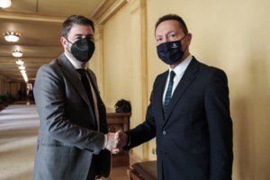 Στουρνάρας για Ουκρανία: Η ΕΚΤ να συνεχίσει το πρόγραμμα αγορών ομολόγων τουλάχιστον έως το τέλος του έτους