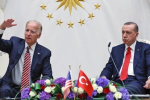 Το "παίζει" σκληρός τώρα ο Ερντογάν: Είπα στον Μπάιντεν ότι δεν πρέπει να περιμένουν κάτι διαφορετικό για τους S-400