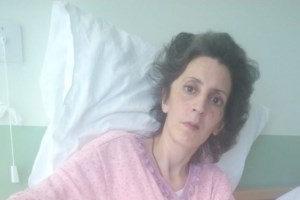 Αργυρούπολη: Ανήμπορη η 40χρονη Όλγα 10 μήνες μετά τον άγριο ξυλοδαρμό από τον πρώην της - "Έλεγαν ότι δεν θα ζήσει"