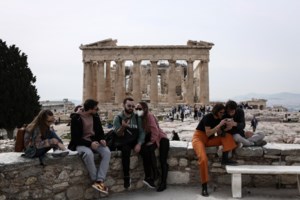 Κορονοϊός: 2.478 κρούσματα στην Αττική, 748 στη Θεσσαλονίκη - Η διασπορά στη χώρα