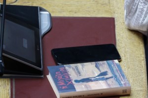 "Έρημη Χώρα": Καθηλωτική η avant premiere της συγκλονιστικής σειράς της ΕΡΤ - Ποιοι βρέθηκαν εκεί - εικόνα 3