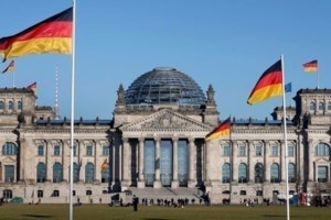 "Η Ευρώπη ίσως έζησε το τελευταίο ειρηνικό καλοκαίρι": Δραματική προειδοποίηση από τον Γερμανό υπουργό Άμυνας - εικόνα 3