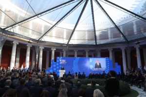 Ράιτ: "Οι ΗΠΑ επικροτούν Ελλάδα, Βουλγαρία, Ρουμανία, Μολδαβία και Ουκρανία για τον κάθετο διάδρομο φυσκού αερίου"