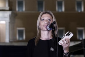 Ζωή Κωνσταντοπούλου: Fake news του ΑΠΕ ότι ζήτησα αναβολή της εκταφής του γιου του Πάνου Ρούτσι