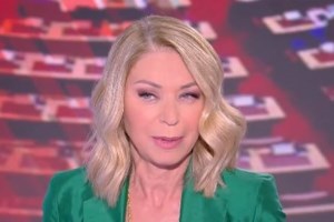 Έλλη Στάη: Γιατί είπε "όχι" η Αχτσιόγλου στον Κασσελάκη - "Αν φύγουν κάποιοι από τον ΣΥΡΙΖΑ...θα κάνουν χάρη στον πρόεδρο"