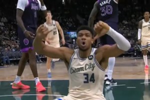 ΑΕΚ - ΟΦΗ 0-1: "Ριφιφί" στη Νέα Φιλαδέλφεια, οι Κρητικοί πανηγύρισαν μεγάλη πρόκριση στη Νέα Φιλαδέλφεια