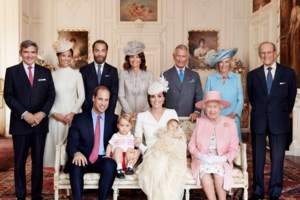 Πρίγκιπας Κάρολος: Ο ενθουσιώδης και επίμονος κηπουρός - Η βόλτα στον "Κήπο της Εδέμ" και το μήνυμα για την υγεία - εικόνα 2