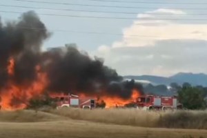 Θεσσαλονίκη: Οριοθετήθηκε η φωτιά στο Ωραιόκαστρο - Μήνυμα του 112 "παραμείνετε σε ετοιμότητα"