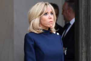 Αγριος ξυλοδαρμός στον ανιψιό της Μπριζίτ Μακρόν από διαδηλωτές - Η οργισμένη αντίδραση της πρώτης κυρίας της Γαλλίας - εικόνα 4