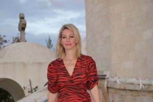 Αριελ Κωνσταντινίδη: "Σε ηλικία 9 ετών ο βοηθός σκηνοθέτη στο Άννυ με άρπαξε και με φίλησε" - εικόνα 3