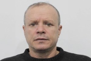 Μενίδι: "Έβαλε το κεφάλι της στη χλωρίνη ενώ ήταν έγκυος" - Εφιαλτικά τα βασανιστήρια του γυναικοκτόνου στην 40χρονη - εικόνα 3