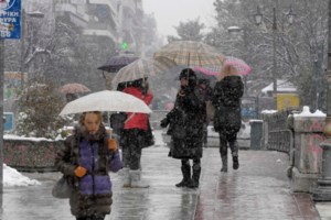 Κύμα ψύχους σαρώνει την Ευρώπη: Στους -23 βαθμούς η θερμοκρασία στην Πολωνία - Μετ' εμποδίων οι πτήσεις