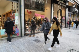 Εντονο παρασκήνιο για την απόφαση χαλάρωσης των μέτρων: Ο Άδωνις, το Μαξίμου και η οργή των λοιμωξιολόγων