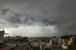 Ραγδαία επιδείνωση του καιρού: Μπόρες και καταιγίδες από την Κυριακή - εικόνα 2
