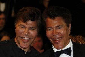 ΗΠΑ: 16χρονος ομογενής έπιασε τον Σταυρό στο "χωριό των σφουγγαράδων", στη Φλόριντα [εικόνες] - εικόνα 4