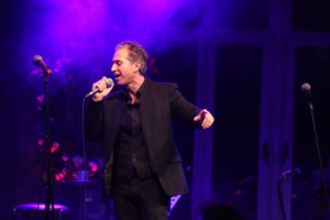 Δημήτρης Κόκοτας: "Συνεχίζει τη μάχη του και παλεύει με τις επιπλοκές" - Τα νέα για την υγεία του [βίντεο]