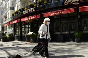 Κορονοϊός: Ο Τραμπ "υπόσχεται" εμβόλιο πριν τις εκλογές του Νοεμβρίου - "Θα είναι ασφαλές και αποτελεσματικό" - εικόνα 3