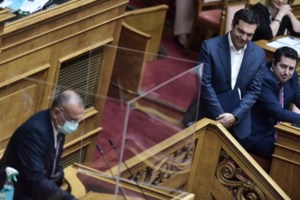 Οι δημοσκοπήσεις "ξαναζεσταίνουν" τα σενάρια των εκλογών - Συντριπτικό προβάδισμα της ΝΔ - εικόνα 2
