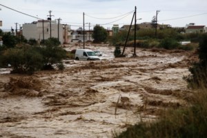 Καιρός: Πτώση της θερμοκρασίας με βροχές και καταιγίδες την Πέμπτη
