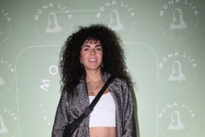 Επιμένει η Σολωμού: "Δεν είμαι τρελή"- "Ούτε στο πλοίο δεν μπορείς να πας χωρίς βιβλιάριο" της είπε ο Αναγνωστόπουλος