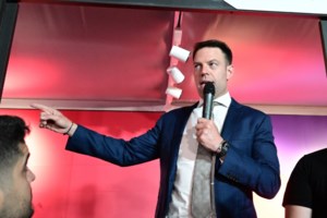 Τζάκρη: Ο Κασσελάκης θα είναι υποψήφιος και θα κερδίσει τις εκλογές από τον α' γύρο - Σε απελπισία οι αντίπαλοί του