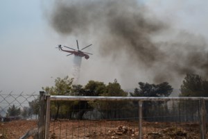Επίθεση Πολάκη σε Μητσοτάκη - Κικίλια για τις φωτιές: Θα τα πούμε τώρα, 145 εκατ. για θωράκιση και είναι ακόμα στα χαρτιά - εικόνα 2