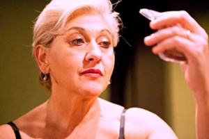 Νέο "χτύπημα" στον Κιμούλη από τον Μάνο Ψιστάκη: Κατάφερες και με χαράκωσες βαθιά