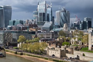 Απασφάλισε πάλι ο Τραμπ: Ψάχνουμε αν ο κορονοϊός ξέφυγε από κινεζικό εργαστήριο