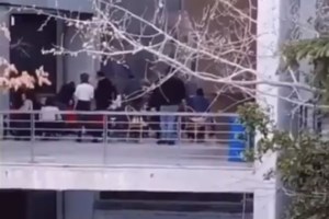 ΣΥΡΙΖΑ: Περιμένουμε αποπομπή Αρκουμανέα για το κορονοπάρτι στον ΕΟΔΥ