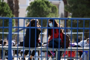 "Αντάρτικο" στην Κρήτη: Γονείς αρνούνται να στείλουν τα παιδιά στο σχολείο τη Δευτέρα- Τον λόγο έχει ο Εισαγγελέας