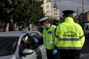 Lockdown - Θεσσαλονίκη: Κοσμοπλημμύρα στη Νέα Παραλία [Εικόνες - Βίντεο]