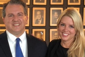 Στο στόχαστρο Τραμπ η Κίνα, το Μεξικό και ο Καναδάς: "Θα βάλω 25% δασμούς σε όλα τα προϊόντα λόγω ναρκωτικών και μεταναστών"