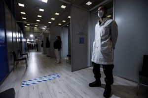 "Θρίλερ" με τα sms: Παραμένουν έως 15 Μαΐου - Με κωδικό 6 στην εστίαση - Ελεύθερες οι διαδημοτικές μετακινήσεις - εικόνα 2