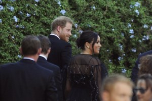 Βρετανία: Στο νοσοκομείο ο βασιλιάς Κάρολος για επέμβαση προστάτη - Στην ίδια κλινική με την Κέιτ Μίντλετον - εικόνα 4