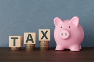 Περισσότερες από 200.000 καταγγελίες για πλαστές αποδείξεις και κόλπα φοροδιαφυγής