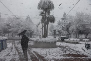 Εύβοια - Κακοκαιρία "Ελπίς": Χωρίς ρεύμα έξι χωριά - Απροσπέλαστοι δρόμοι, αποκλεισμένοι οικισμοί