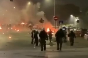 ΑΠΘ: Η μολότοφ που πέταξαν σε αστυνομικό στα επεισόδια άνοιξε τρύπα στη στολή του - [εικόνα] - εικόνα 3