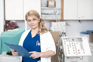 Κορονοϊός: Με χαμόγελα και χειροκροτήματα ξεκίνησαν οι πρώτοι εμβολιασμοί των υγειονομικών [Εικόνες] - εικόνα 5