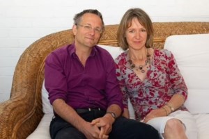 Σύμη: Καρέ-καρέ η μεταφορά της σορού του Μάικ Μόσλεϊ στη Ρόδο - Τη Δευτέρα η νεκροψία-νεκροτομή - εικόνα 5