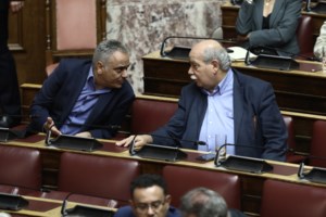 Κασσελάκης από Καλαμάτα: Οι πολιτικοί πρέπει να είναι μέσα στην κοινωνία χωρίς προειδοποίηση - εικόνα 5